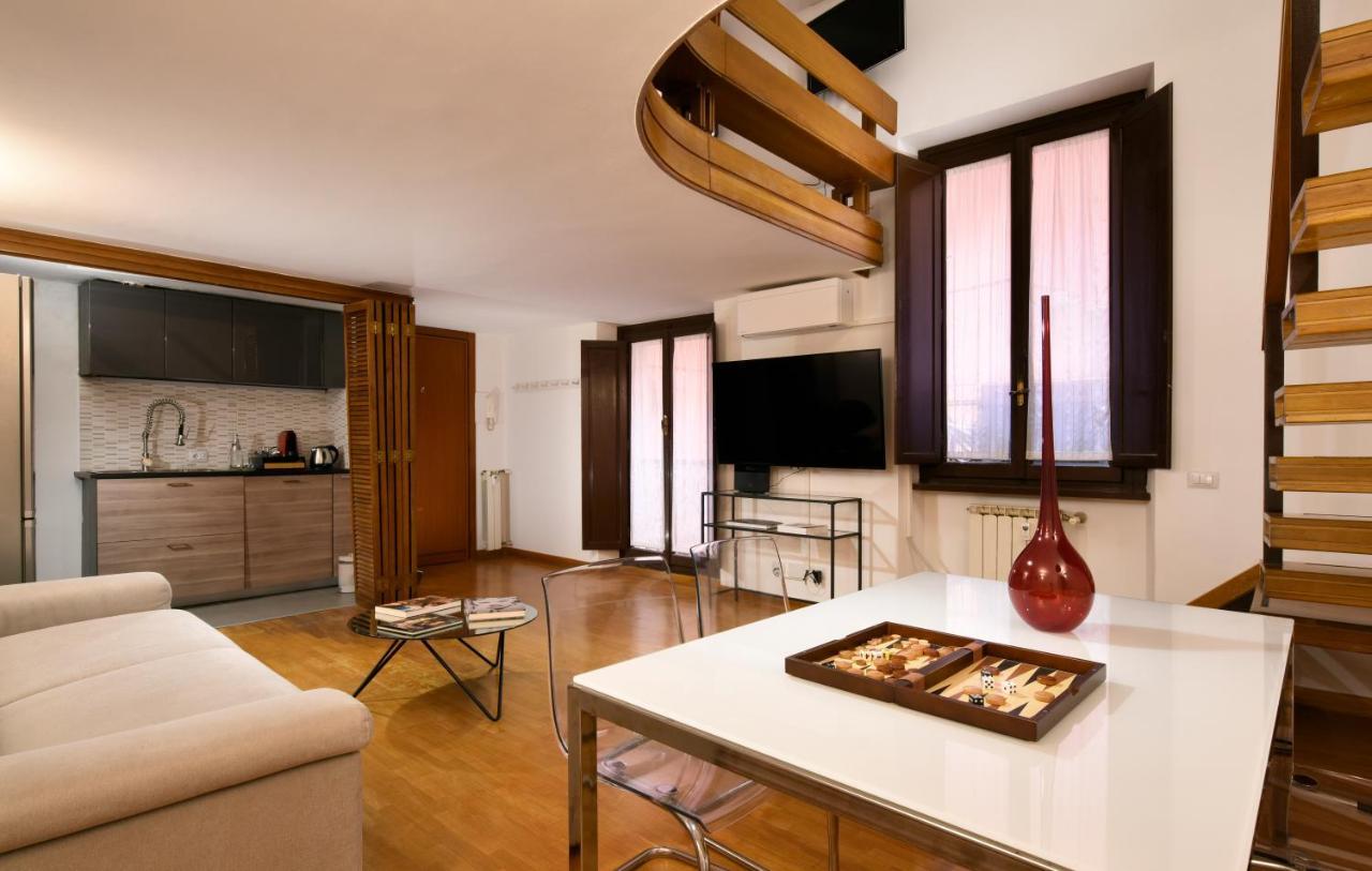 Navona 80 Loft Apartment Rome Bagian luar foto